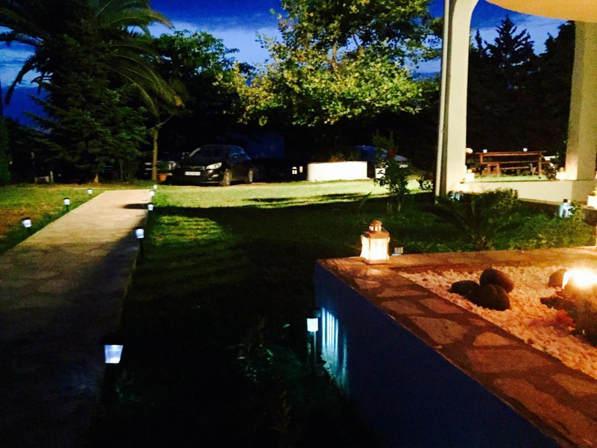 Simplicity At Iris Accommodation Psakoudia Esterno foto